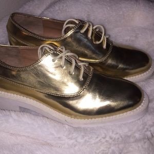 Zara Trafaluc Gold Oxford Shoe